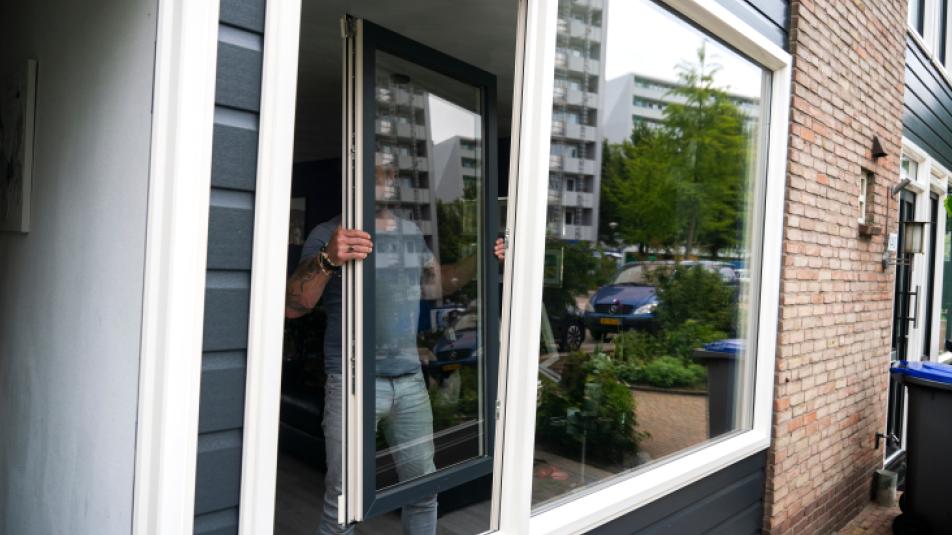 Kozijnen worden vervangen